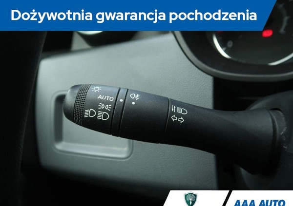 Dacia Duster cena 54000 przebieg: 70595, rok produkcji 2019 z Maszewo małe 254